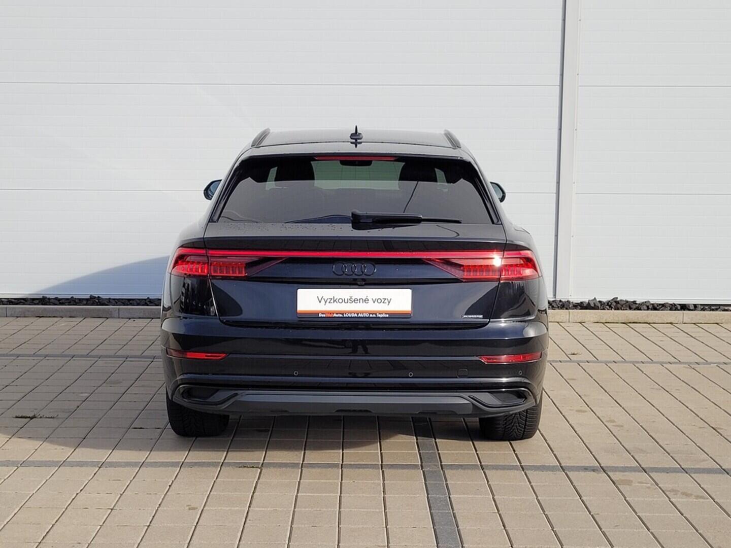 O619K01101_15.webp_Q8  3.0 TFSI 250 kW automat, DPH