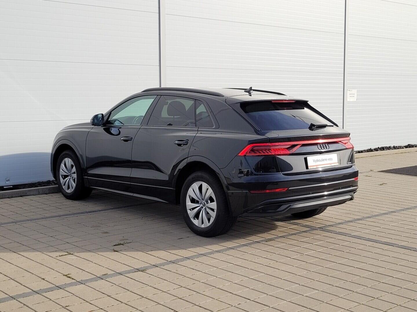 O619K01101_16.webp_Q8  3.0 TFSI 250 kW automat, DPH