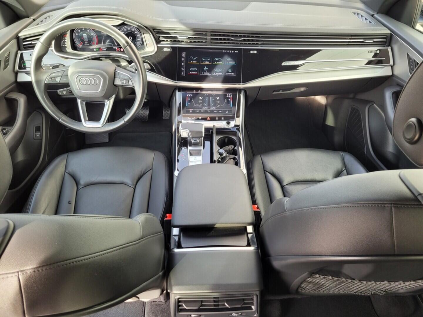 O619K01101_18.webp_Q8  3.0 TFSI 250 kW automat, DPH