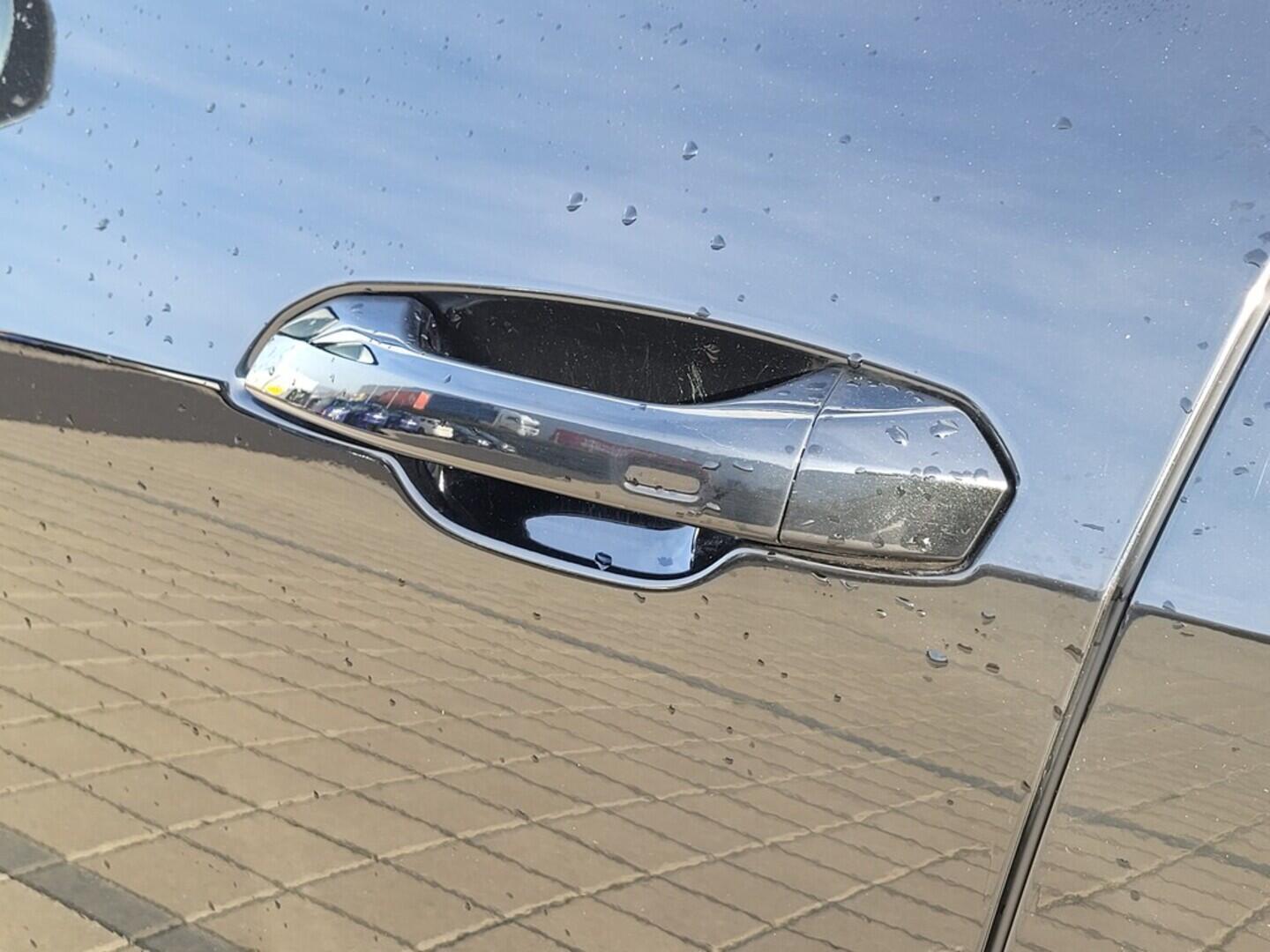 O619K01101_34.webp_Q8  3.0 TFSI 250 kW automat, DPH