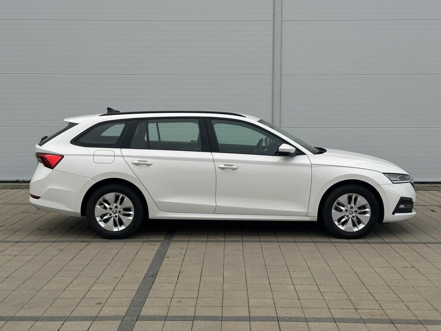 O619K01103_13.webp_OCTAVIA Ambition 2.0 TDI 85 kW manuál, DPH