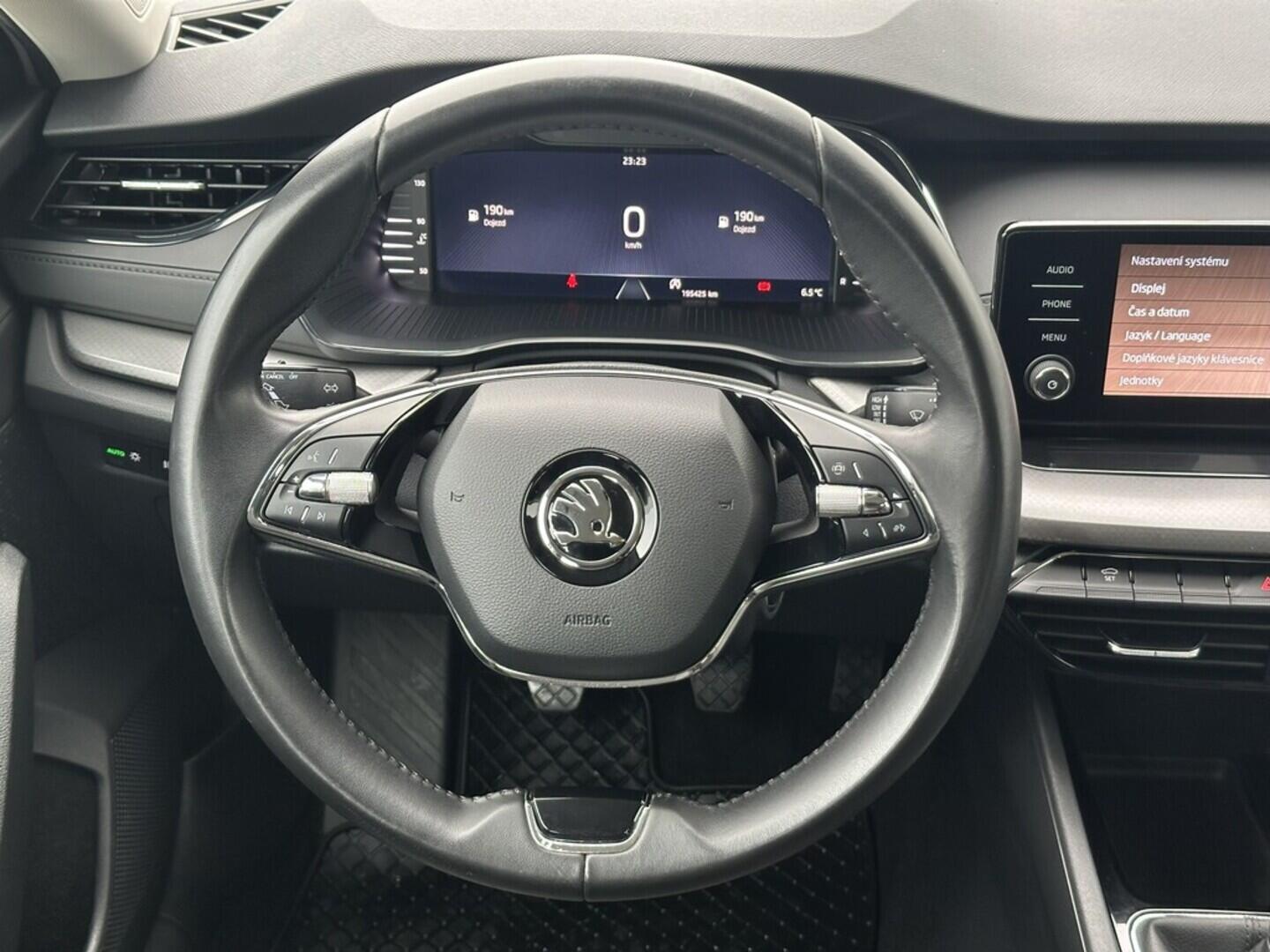 O619K01103_20.webp_OCTAVIA Ambition 2.0 TDI 85 kW manuál, DPH