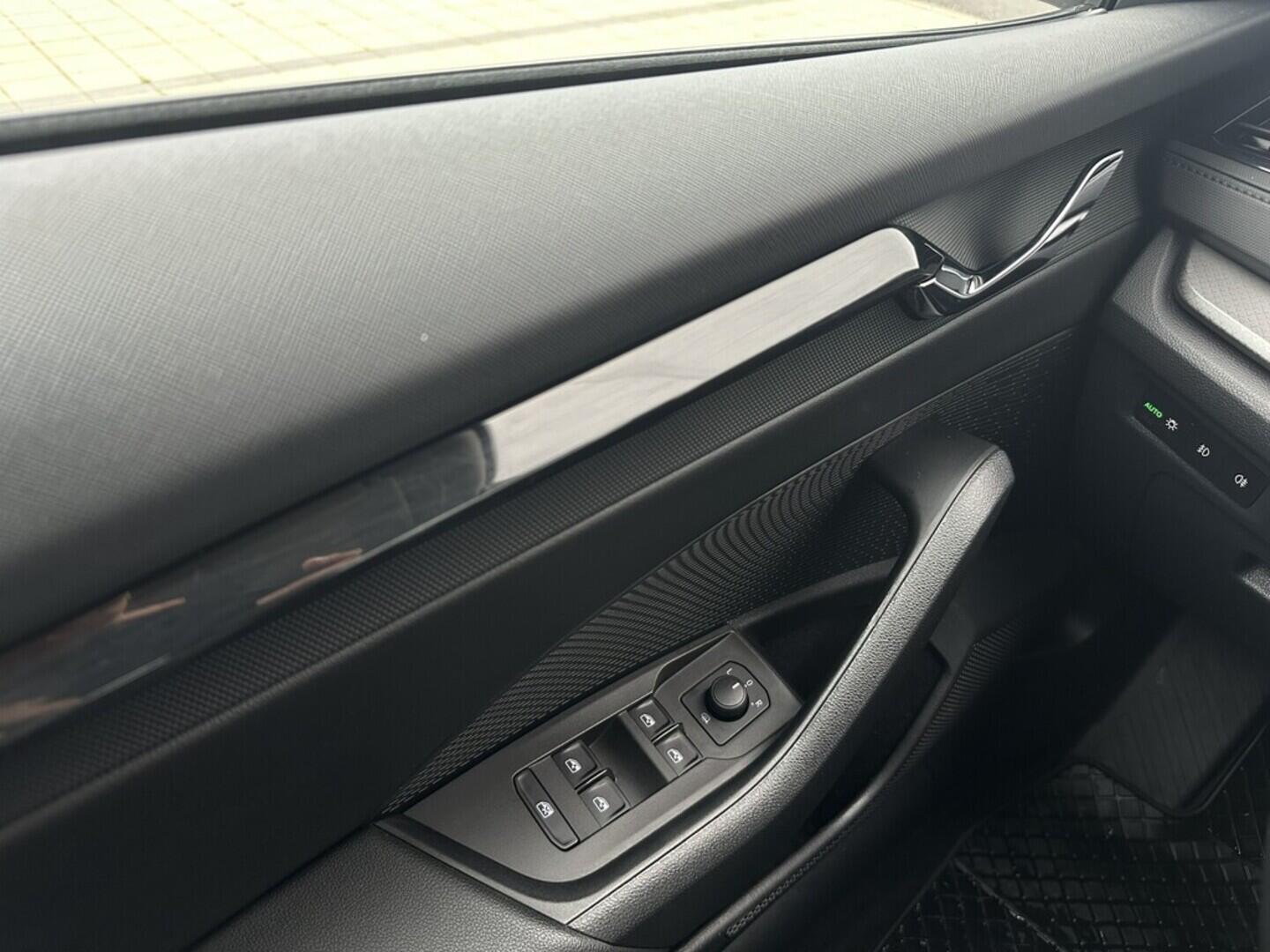 O619K01103_23.webp_OCTAVIA Ambition 2.0 TDI 85 kW manuál, DPH