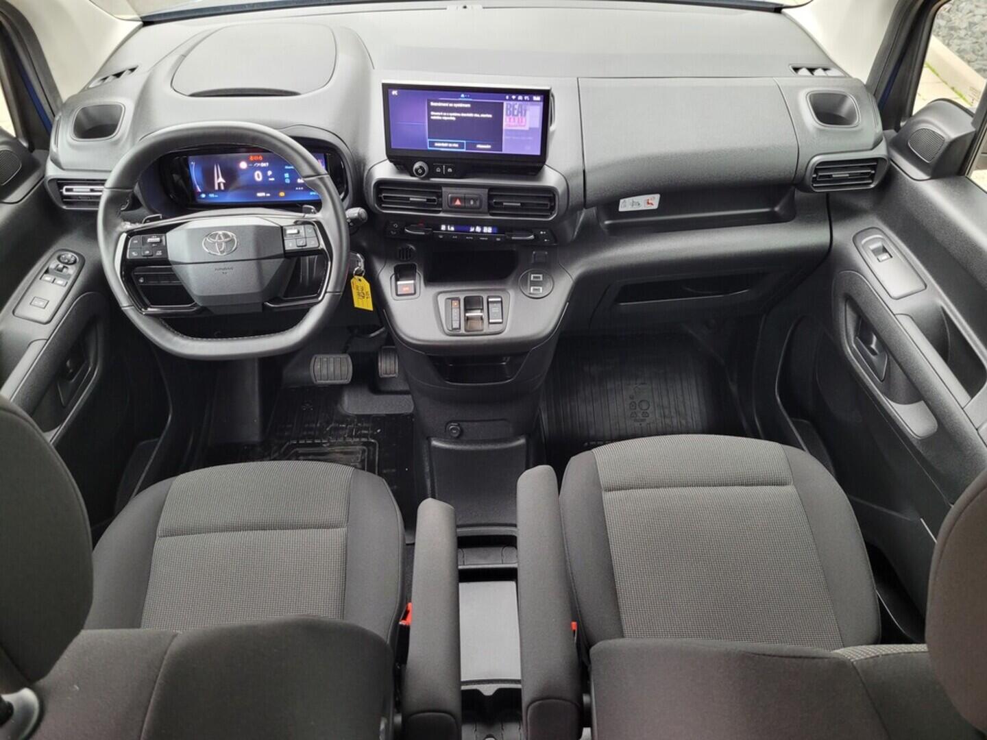 O619K01104_16.webp_PROACE CITY  1.5  96 kW automat, DPH