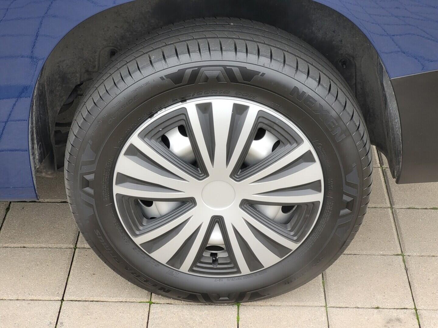 O619K01104_28.webp_PROACE CITY  1.5  96 kW automat, DPH