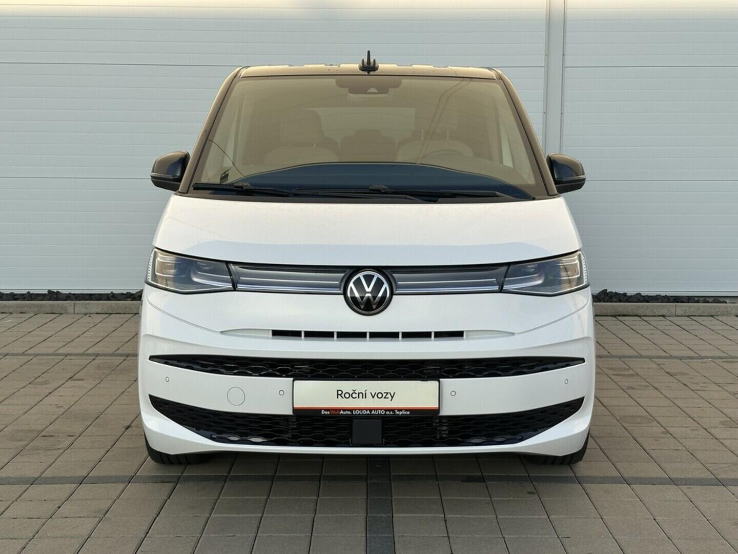 O619K01105_11.webp_MULTIVAN LONG LIFE 1,5 TSI PHEV 4M 1.5 TSI 130 kW automat, DPH