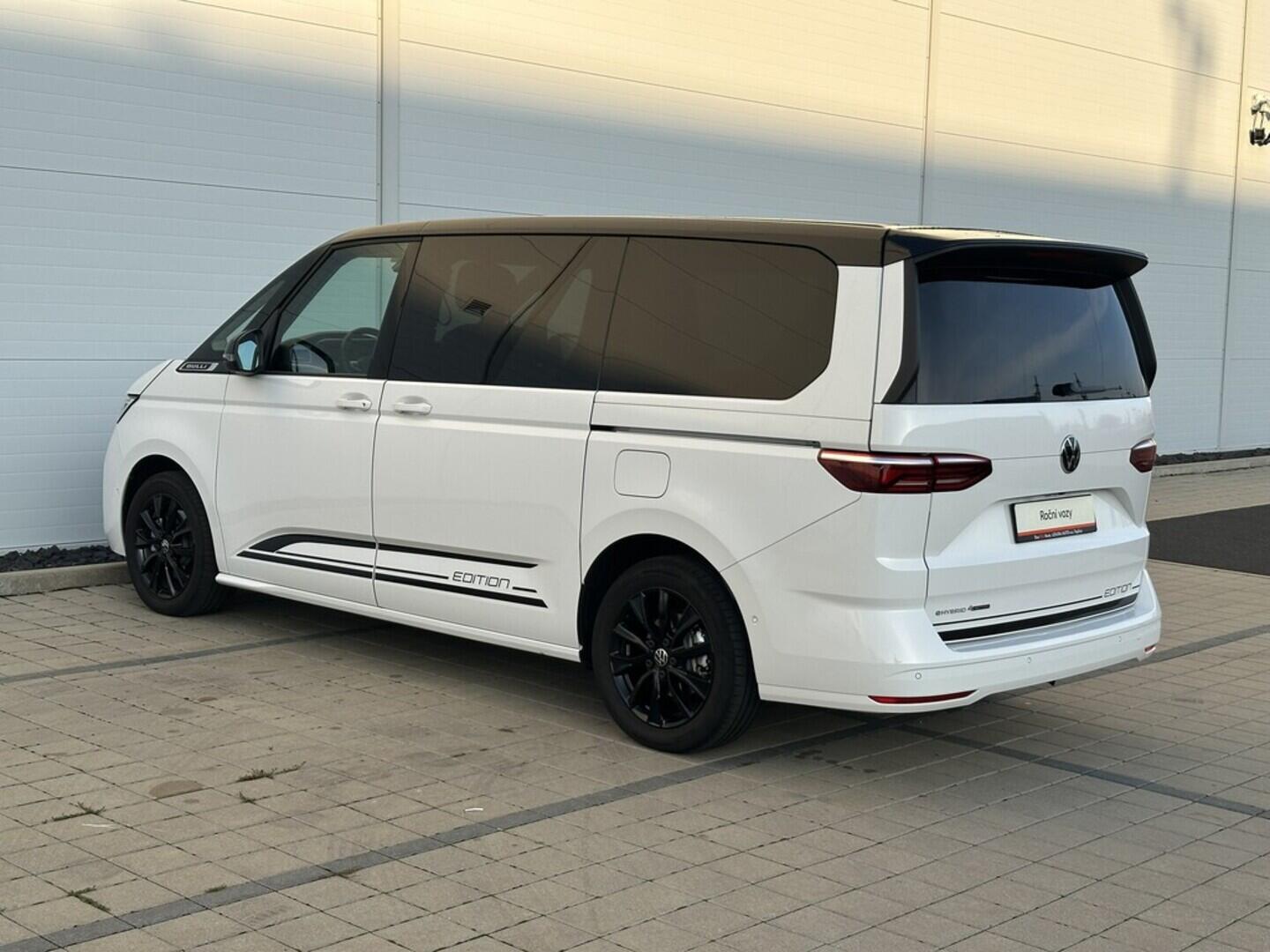 O619K01105_16.webp_MULTIVAN LONG LIFE 1,5 TSI PHEV 4M 1.5 TSI 130 kW automat, DPH