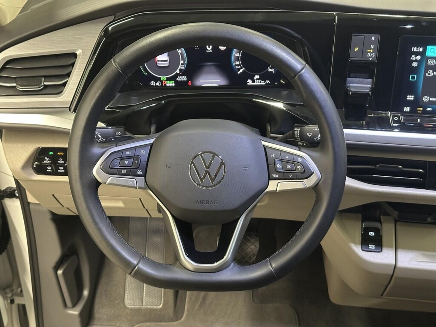 O619K01105_20.webp_MULTIVAN LONG LIFE 1,5 TSI PHEV 4M 1.5 TSI 130 kW automat, DPH