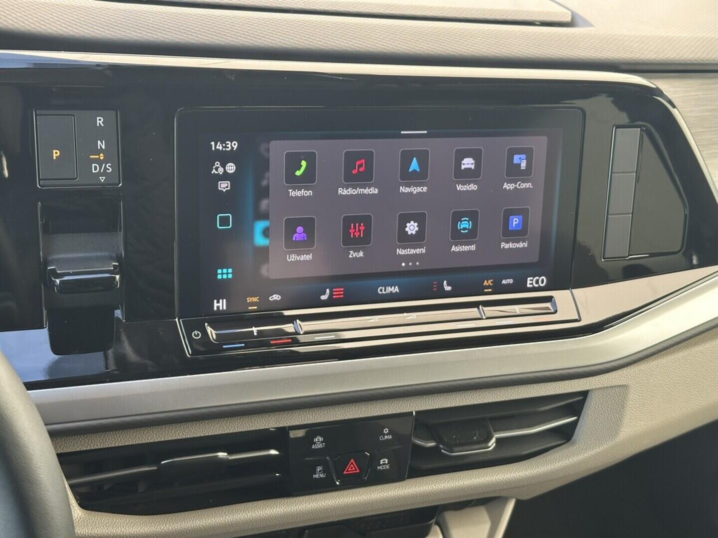 O619K01105_25.webp_MULTIVAN LONG LIFE 1,5 TSI PHEV 4M 1.5 TSI 130 kW automat, DPH