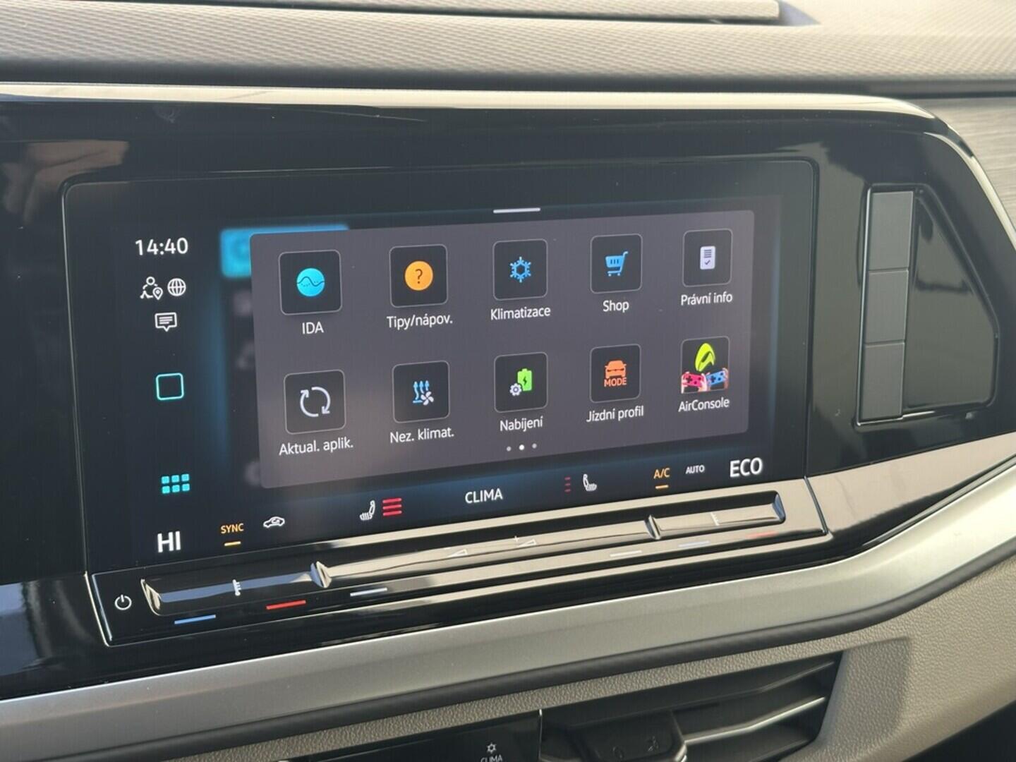 O619K01105_28.webp_MULTIVAN LONG LIFE 1,5 TSI PHEV 4M 1.5 TSI 130 kW automat, DPH