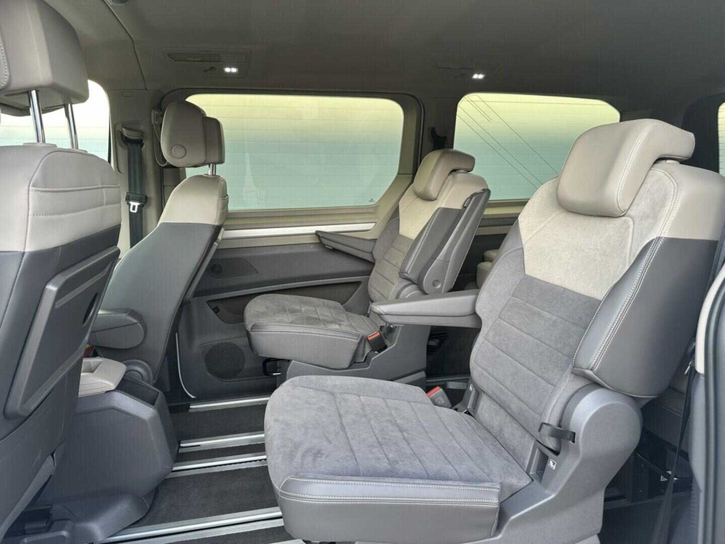 O619K01105_31.webp_MULTIVAN LONG LIFE 1,5 TSI PHEV 4M 1.5 TSI 130 kW automat, DPH