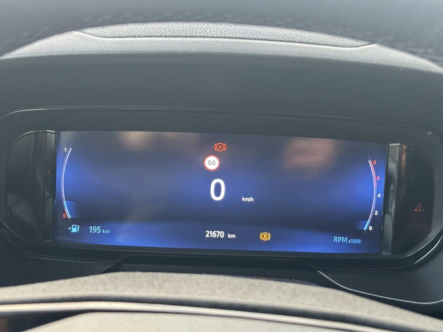 O619K01106_19.webp_PROACE CITY CrewCab Active 1.5  96 kW manuál, DPH