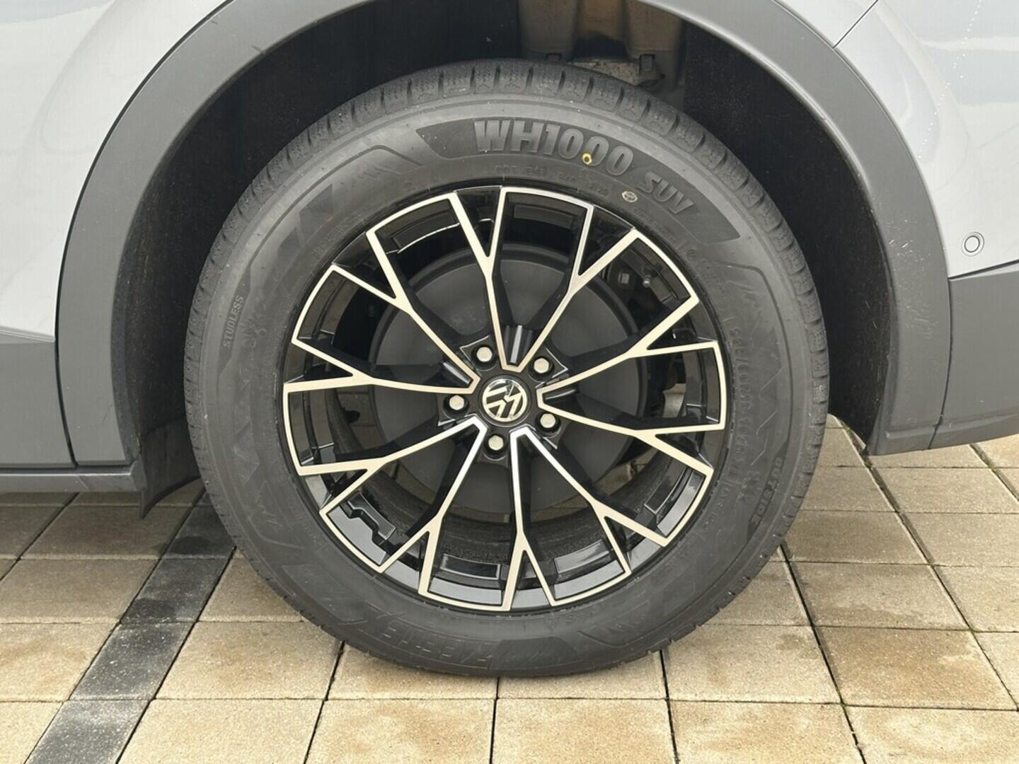 O619K01107_34.webp_ID.4 Pure D.4  125 kW automat, DPH