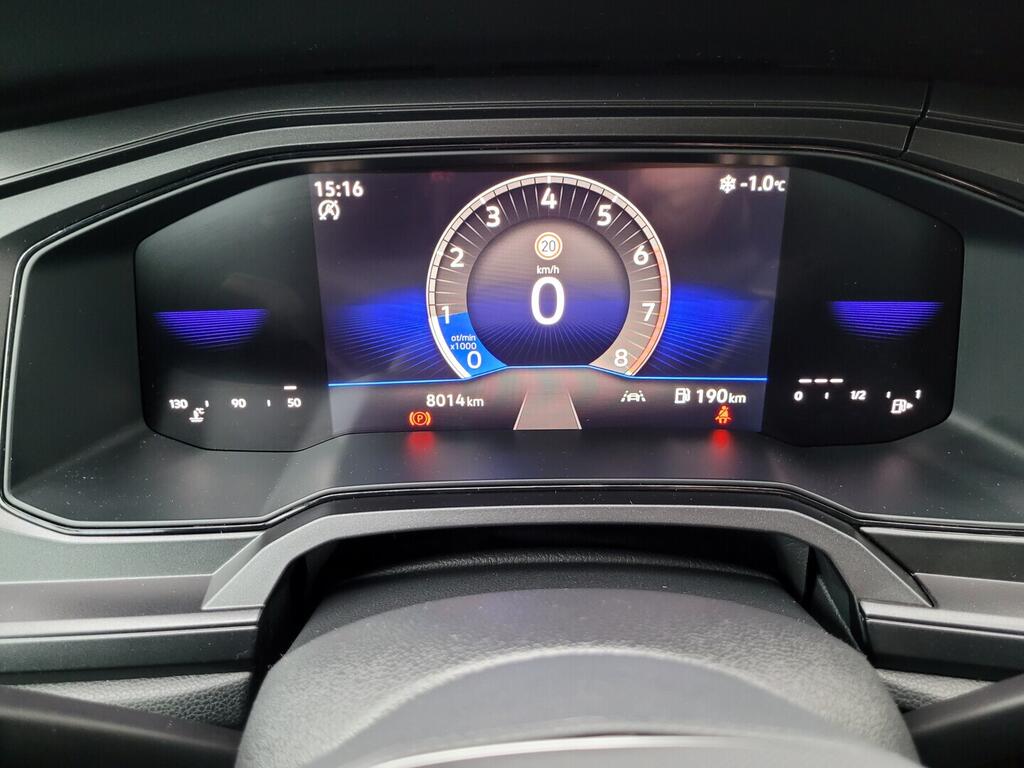 O619K01109_19.webp_TAIGO  1.0 TSI 70 kW manuál, DPH