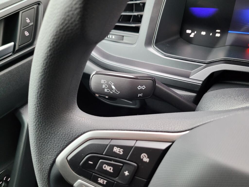 O619K01109_23.webp_TAIGO  1.0 TSI 70 kW manuál, DPH