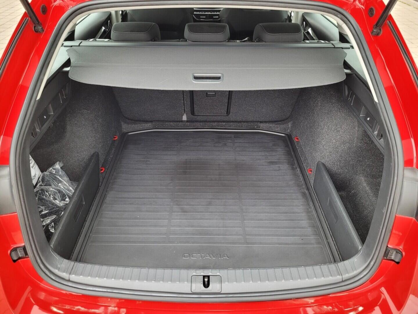 O619K01110_21.webp_OCTAVIA Style 2.0 TDI 110 kW automat, DPH
