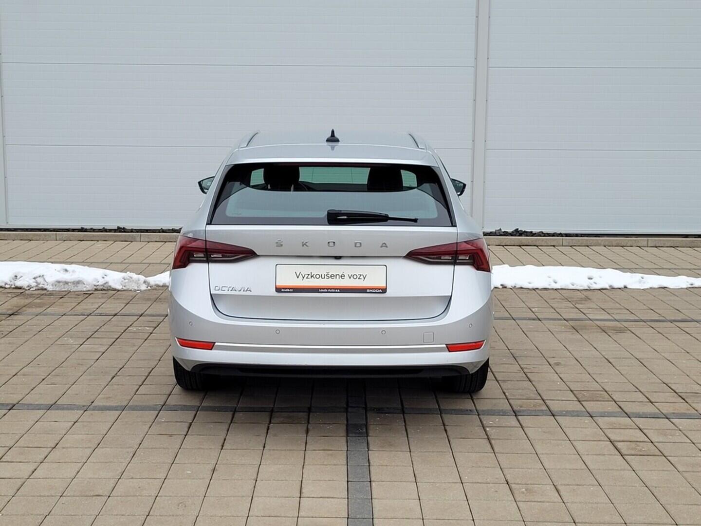 O619K01112_15.webp_OCTAVIA Style 1.5 TSI 110 kW manuál, DPH