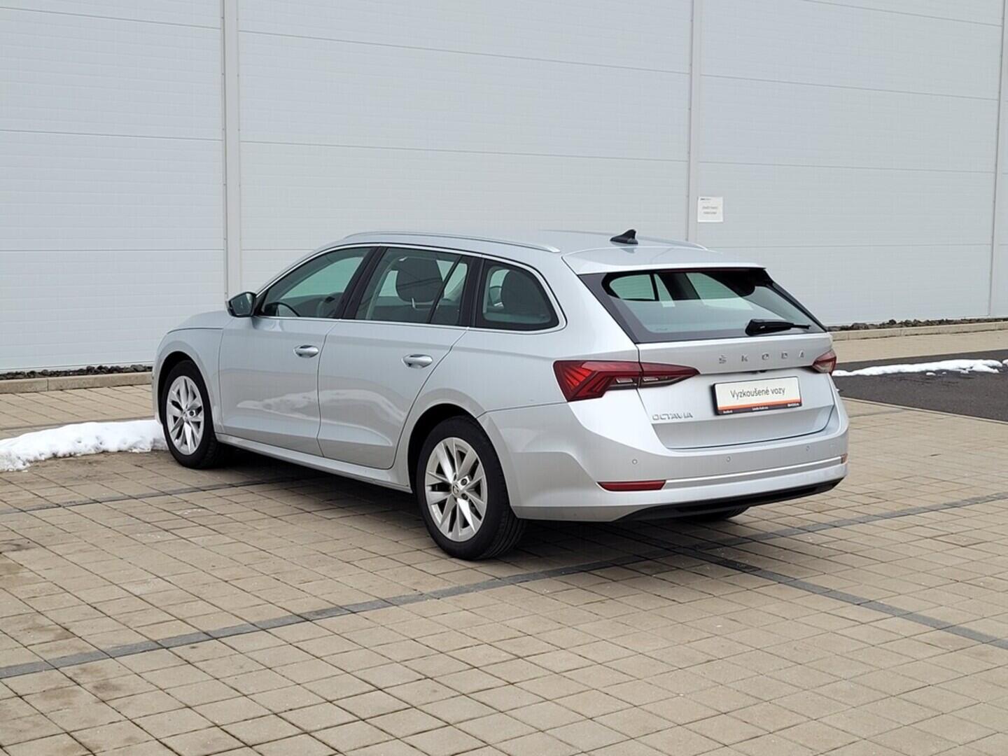 O619K01112_16.webp_OCTAVIA Style 1.5 TSI 110 kW manuál, DPH