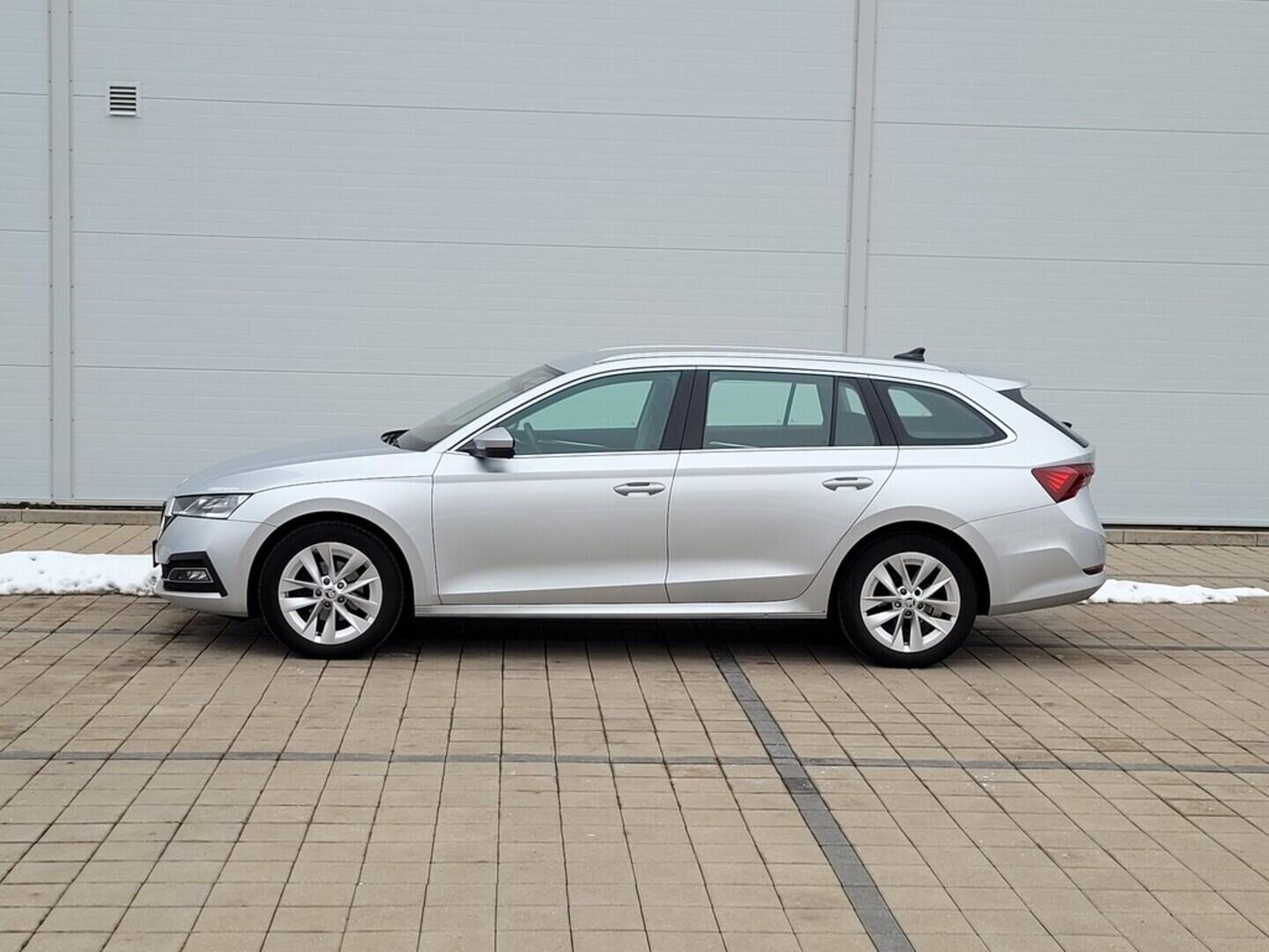 O619K01112_17.webp_OCTAVIA Style 1.5 TSI 110 kW manuál, DPH