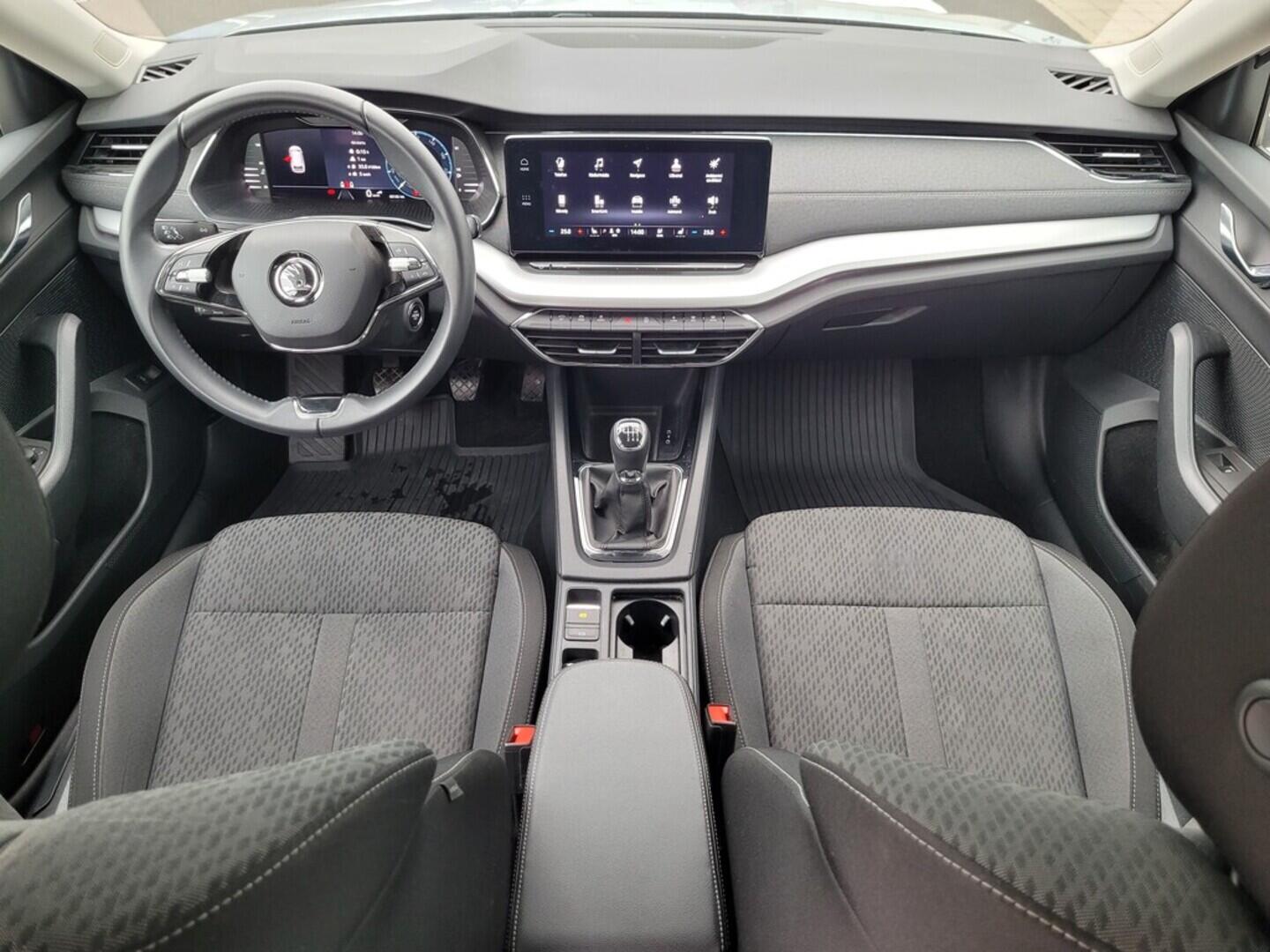 O619K01112_18.webp_OCTAVIA Style 1.5 TSI 110 kW manuál, DPH