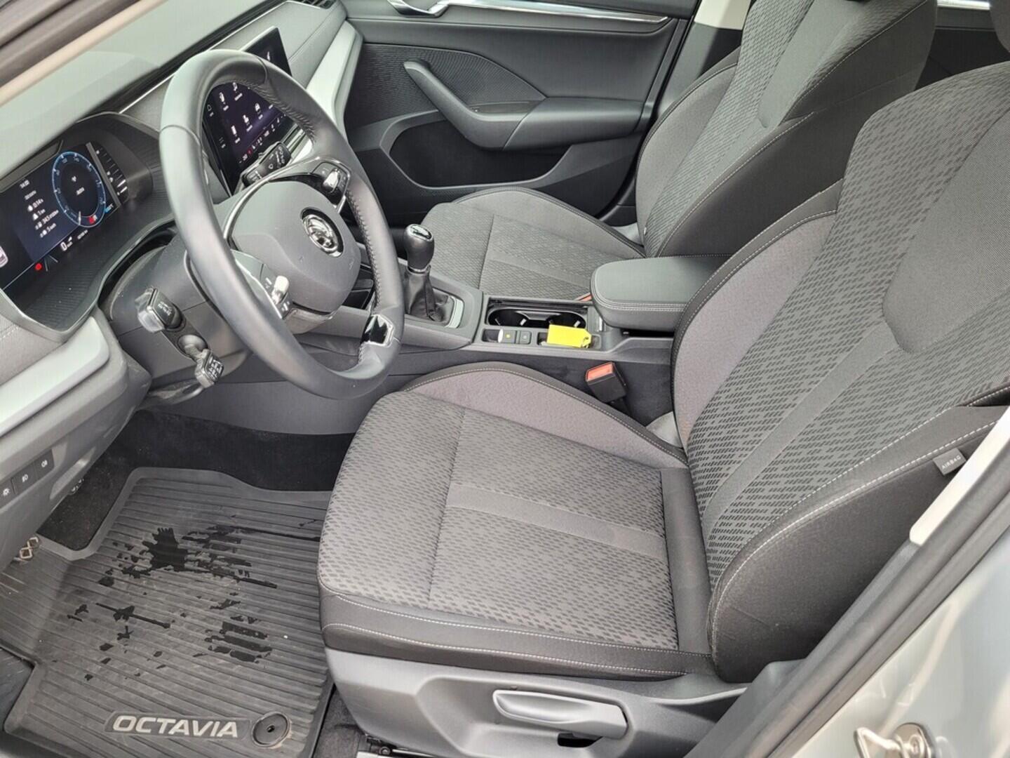 O619K01112_36.webp_OCTAVIA Style 1.5 TSI 110 kW manuál, DPH