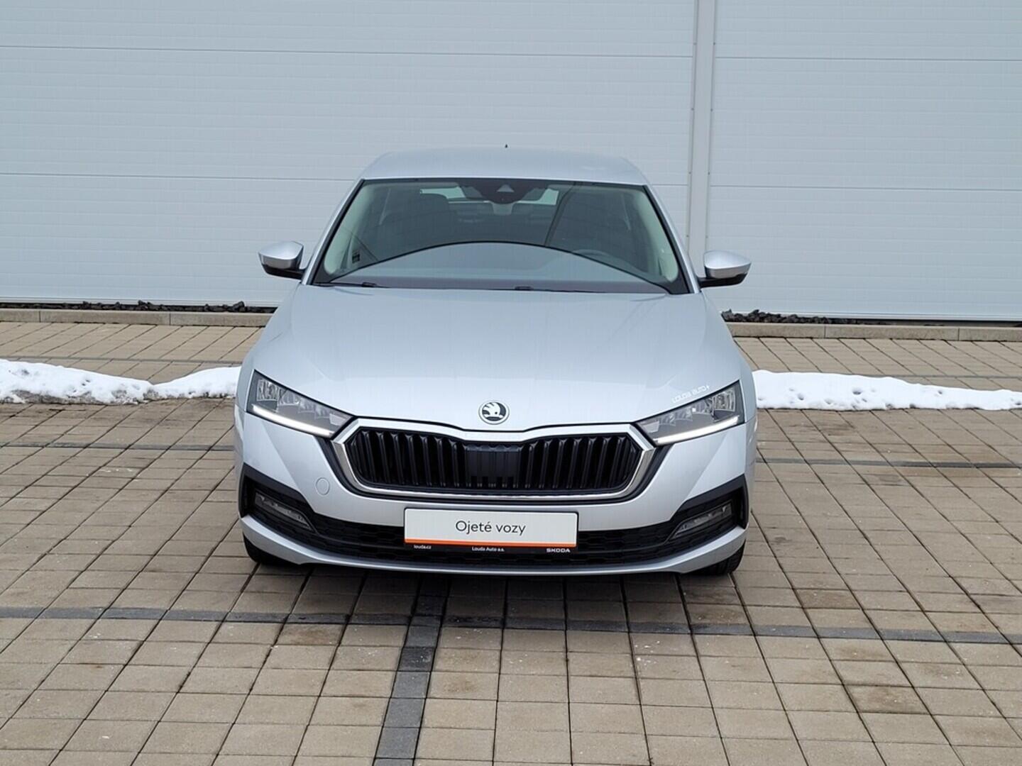 O619K01113_11.webp_OCTAVIA Ambition 2.0 TDI 85 kW manuál, DPH