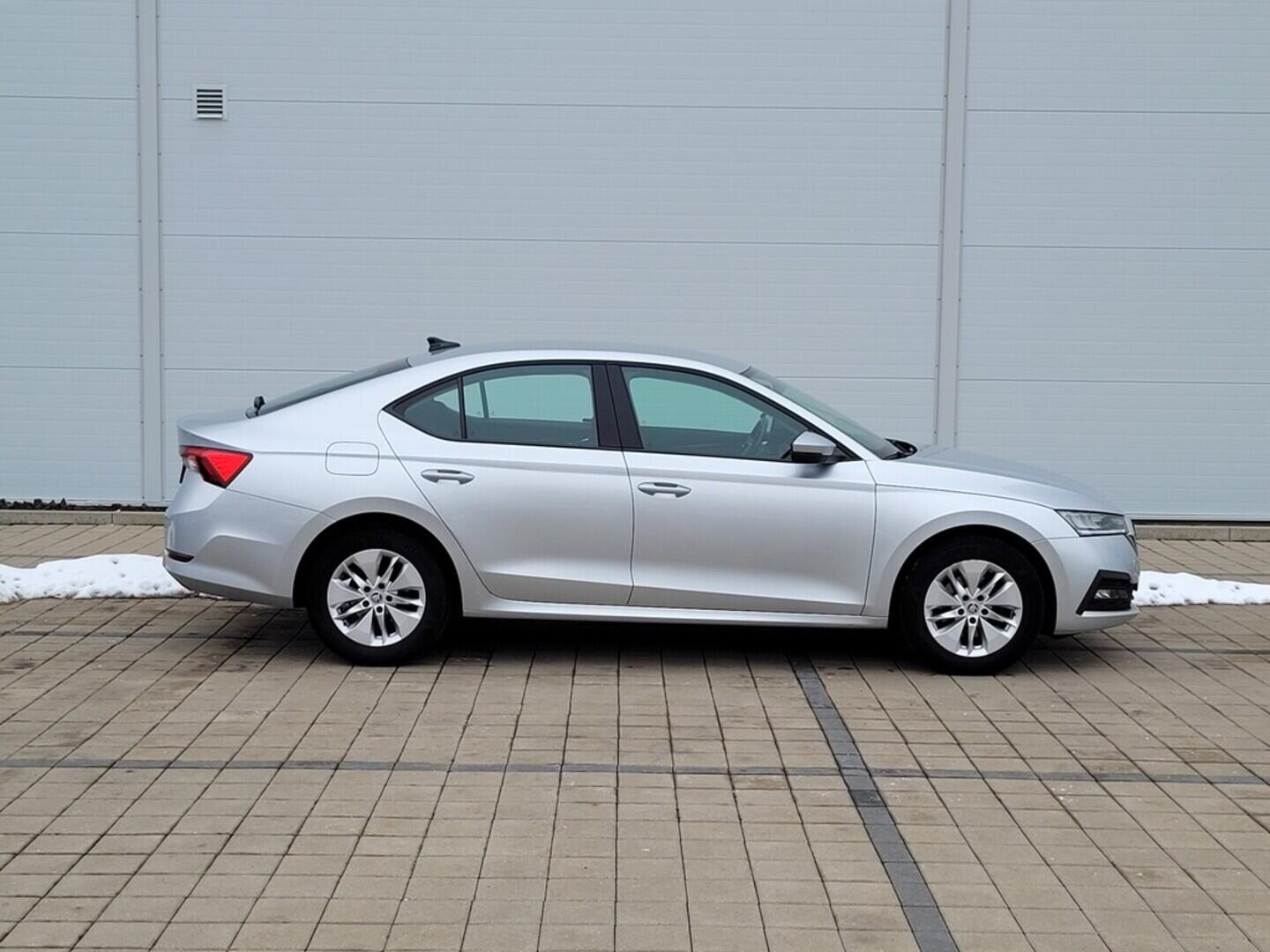 O619K01113_13.webp_OCTAVIA Ambition 2.0 TDI 85 kW manuál, DPH