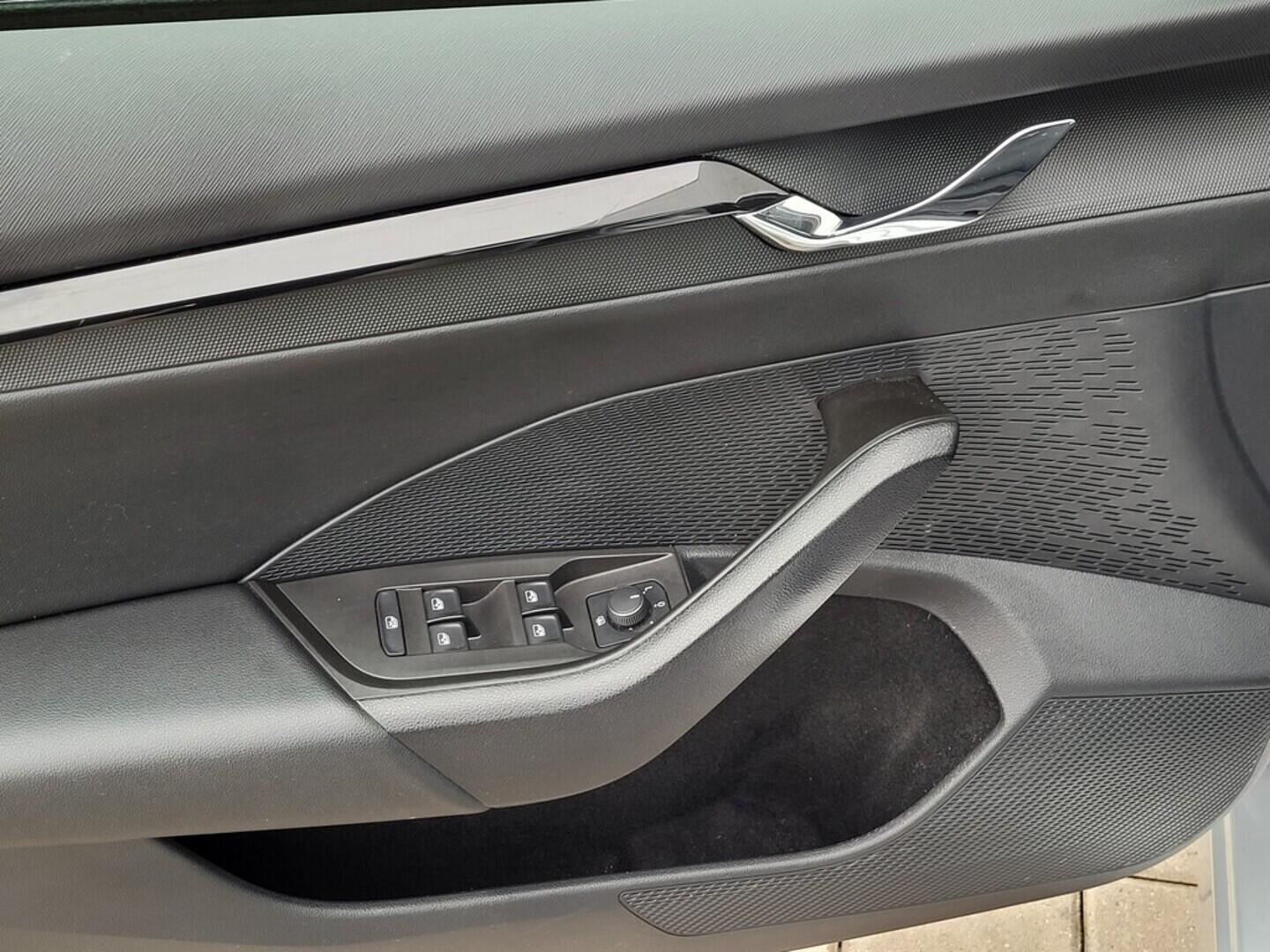 O619K01113_32.webp_OCTAVIA Ambition 2.0 TDI 85 kW manuál, DPH