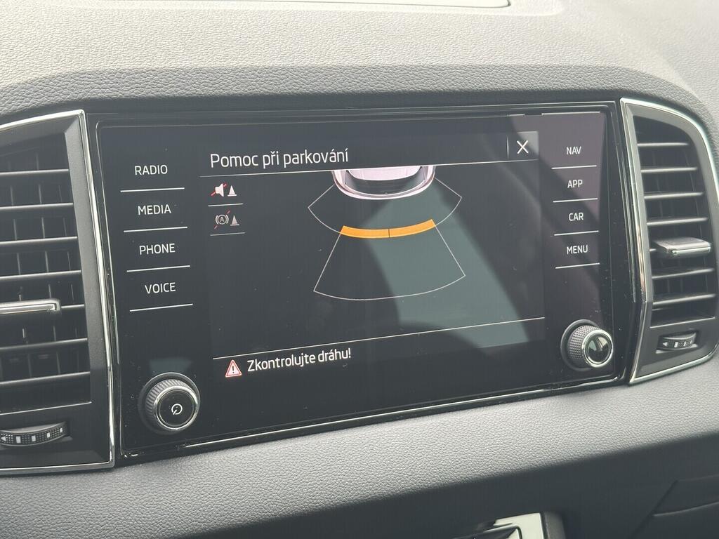 O619K01117_27.webp_KAROQ Ambition 1.5  110 kW manuál, DPH