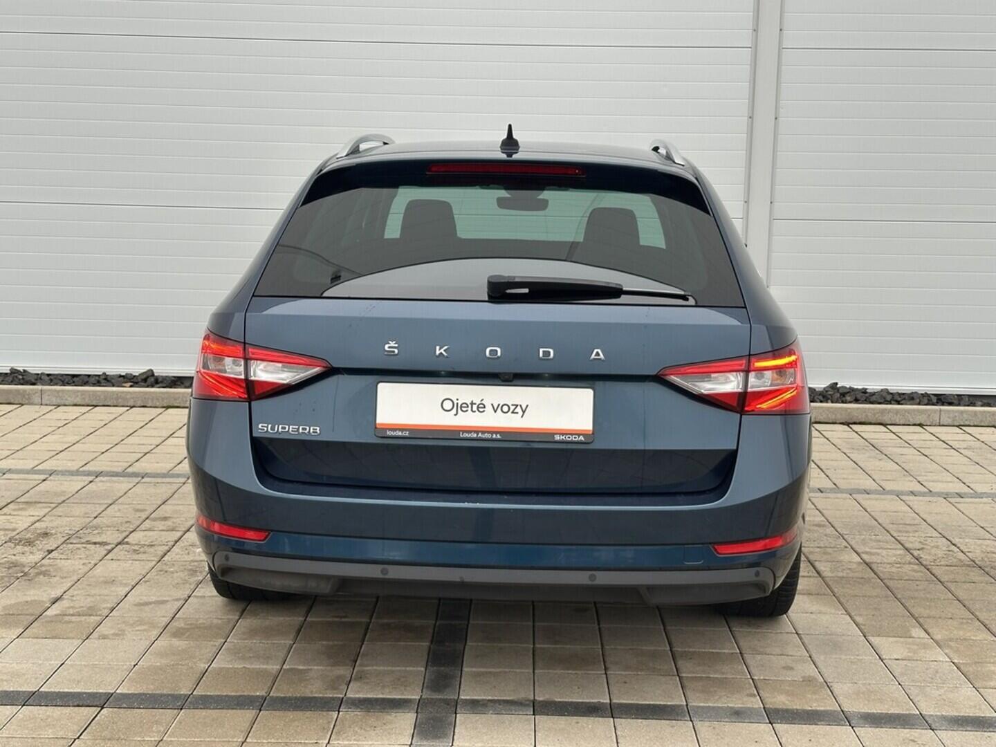 O619K01118_15.webp_SUPERB Style 2.0 TDI 110 kW automat, DPH