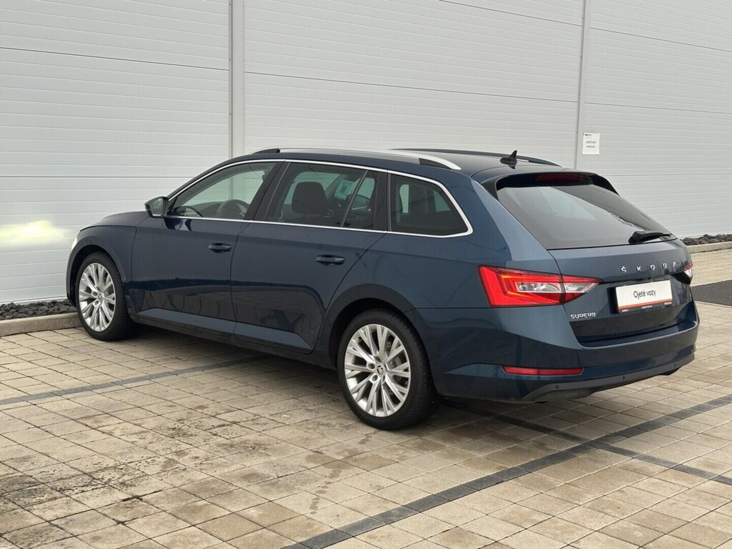 O619K01118_16.webp_SUPERB Style 2.0 TDI 110 kW automat, DPH