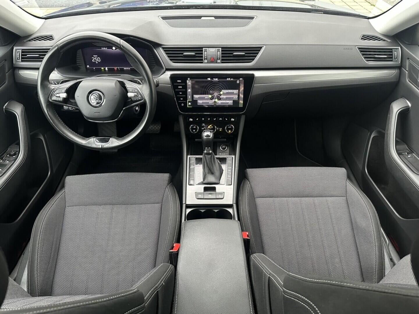 O619K01118_18.webp_SUPERB Style 2.0 TDI 110 kW automat, DPH