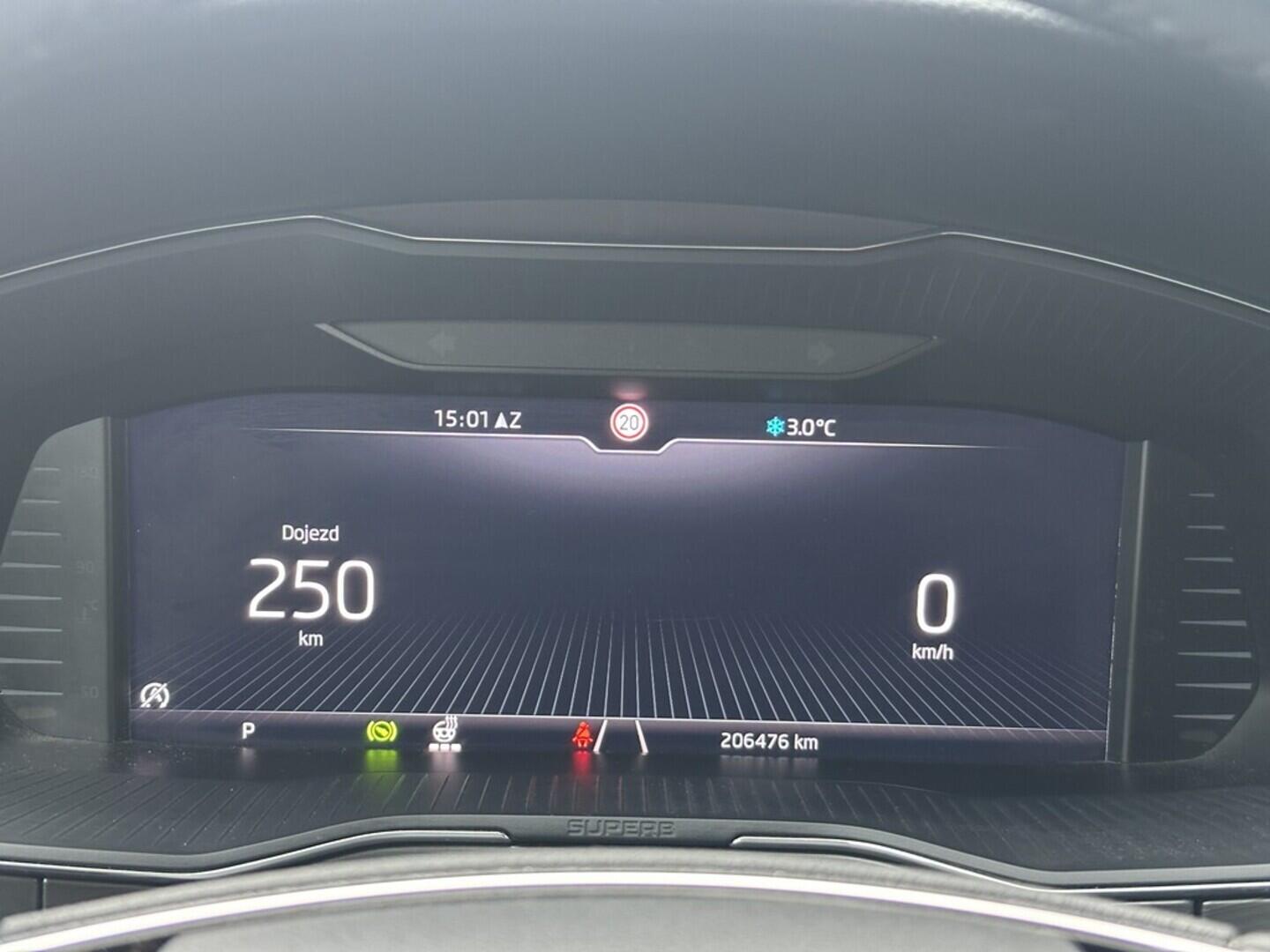 O619K01118_19.webp_SUPERB Style 2.0 TDI 110 kW automat, DPH