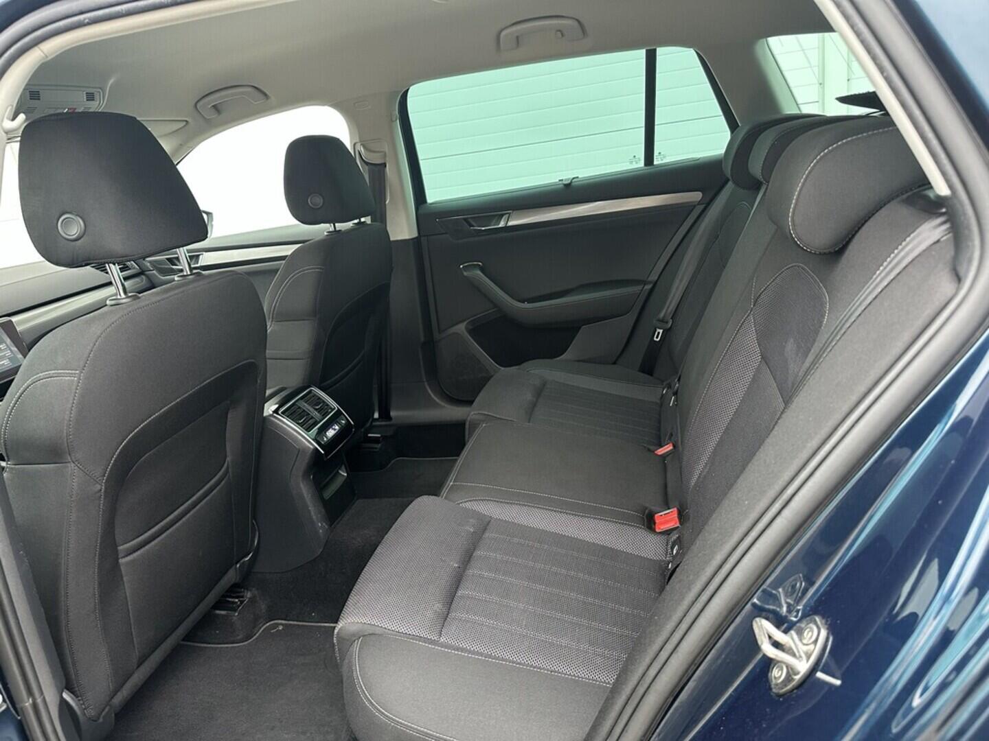 O619K01118_30.webp_SUPERB Style 2.0 TDI 110 kW automat, DPH