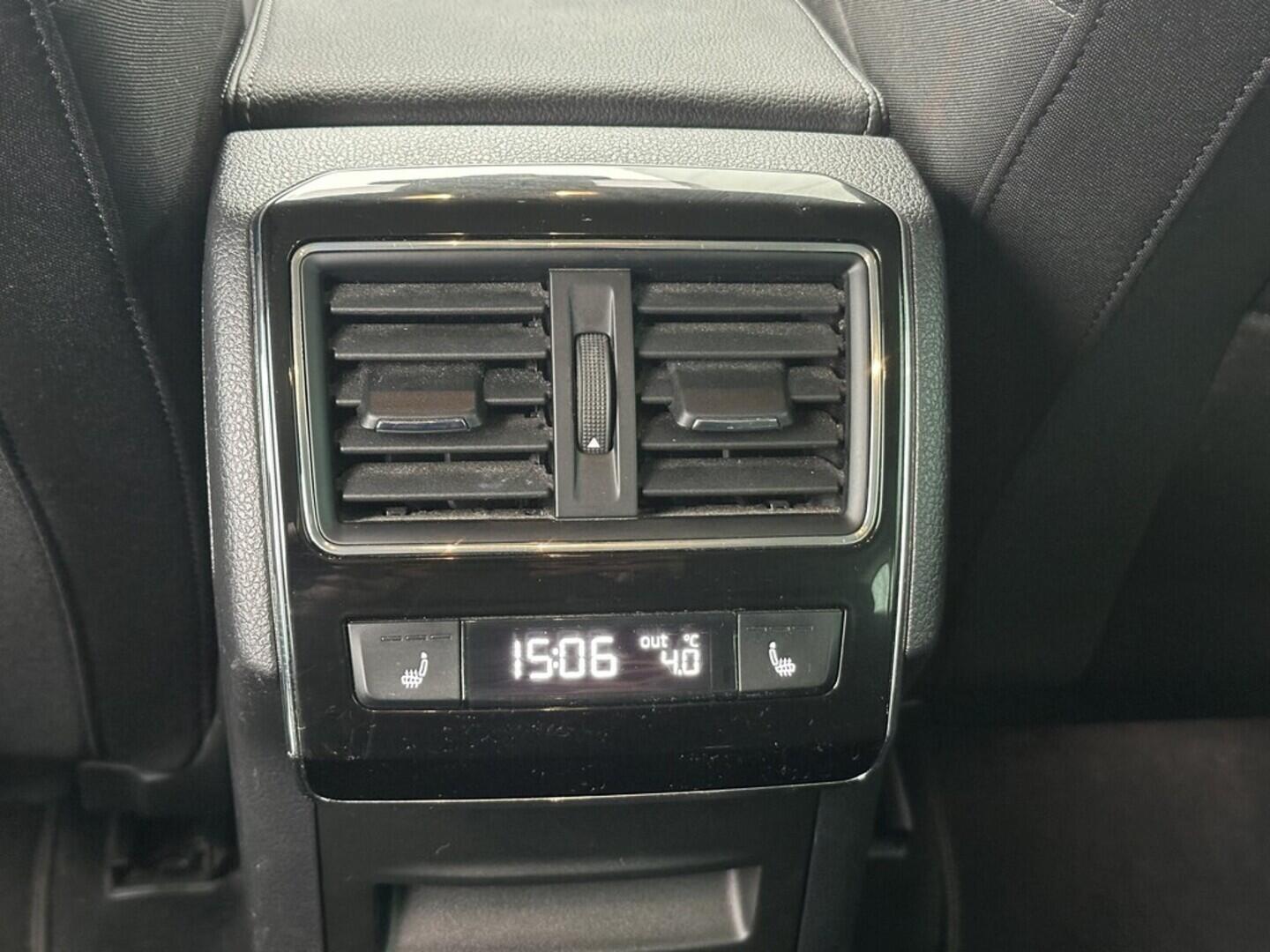 O619K01118_31.webp_SUPERB Style 2.0 TDI 110 kW automat, DPH