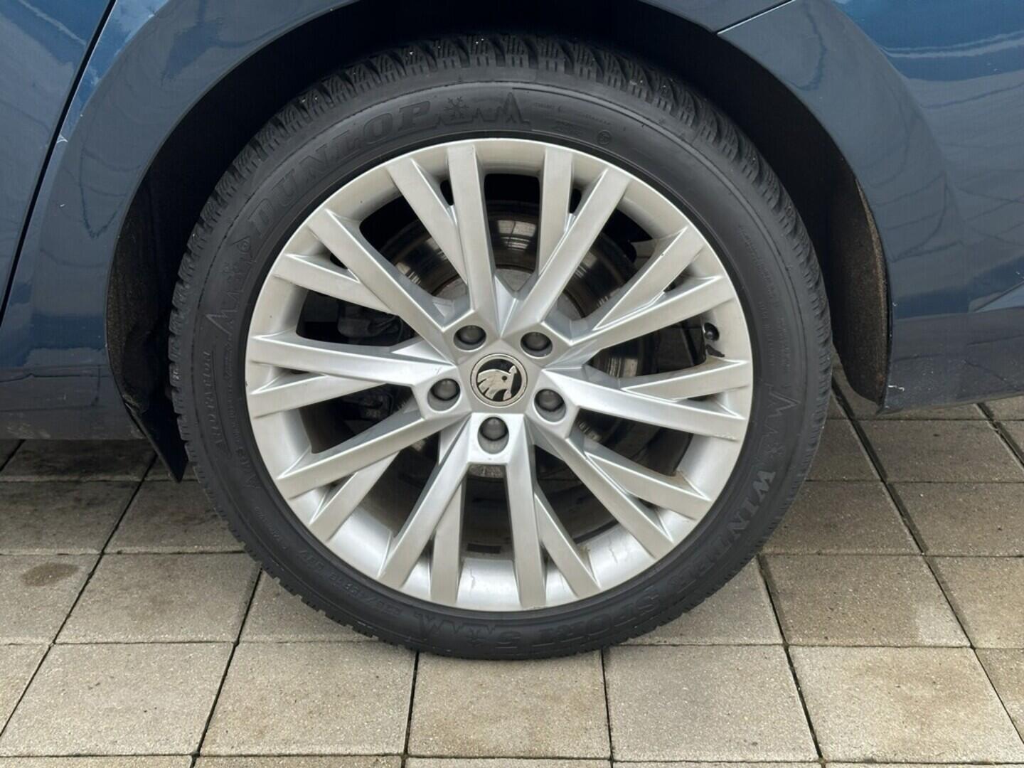 O619K01118_32.webp_SUPERB Style 2.0 TDI 110 kW automat, DPH