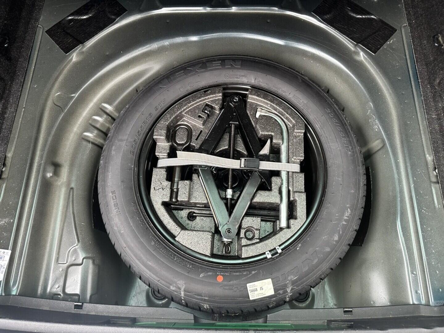 O619K01118_34.webp_SUPERB Style 2.0 TDI 110 kW automat, DPH