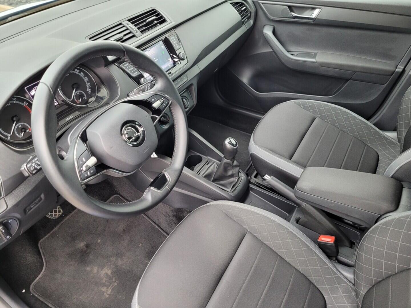 O619K01120_33.webp_FABIA  1.0 TSI 70 kW , DPH