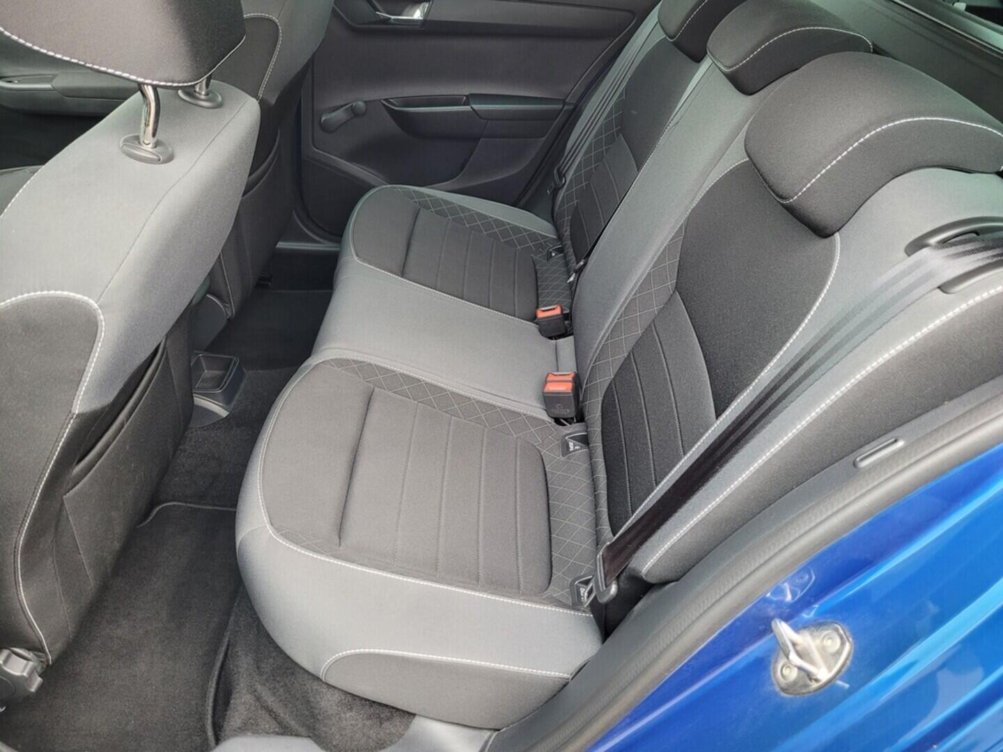 O619K01120_35.webp_FABIA  1.0 TSI 70 kW , DPH