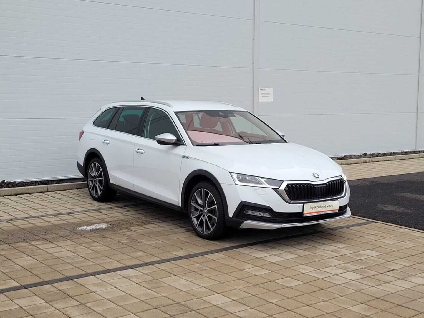 O619K01121_12.webp_OCTAVIA Scout 2.0 TDI 110 kW automat, DPH