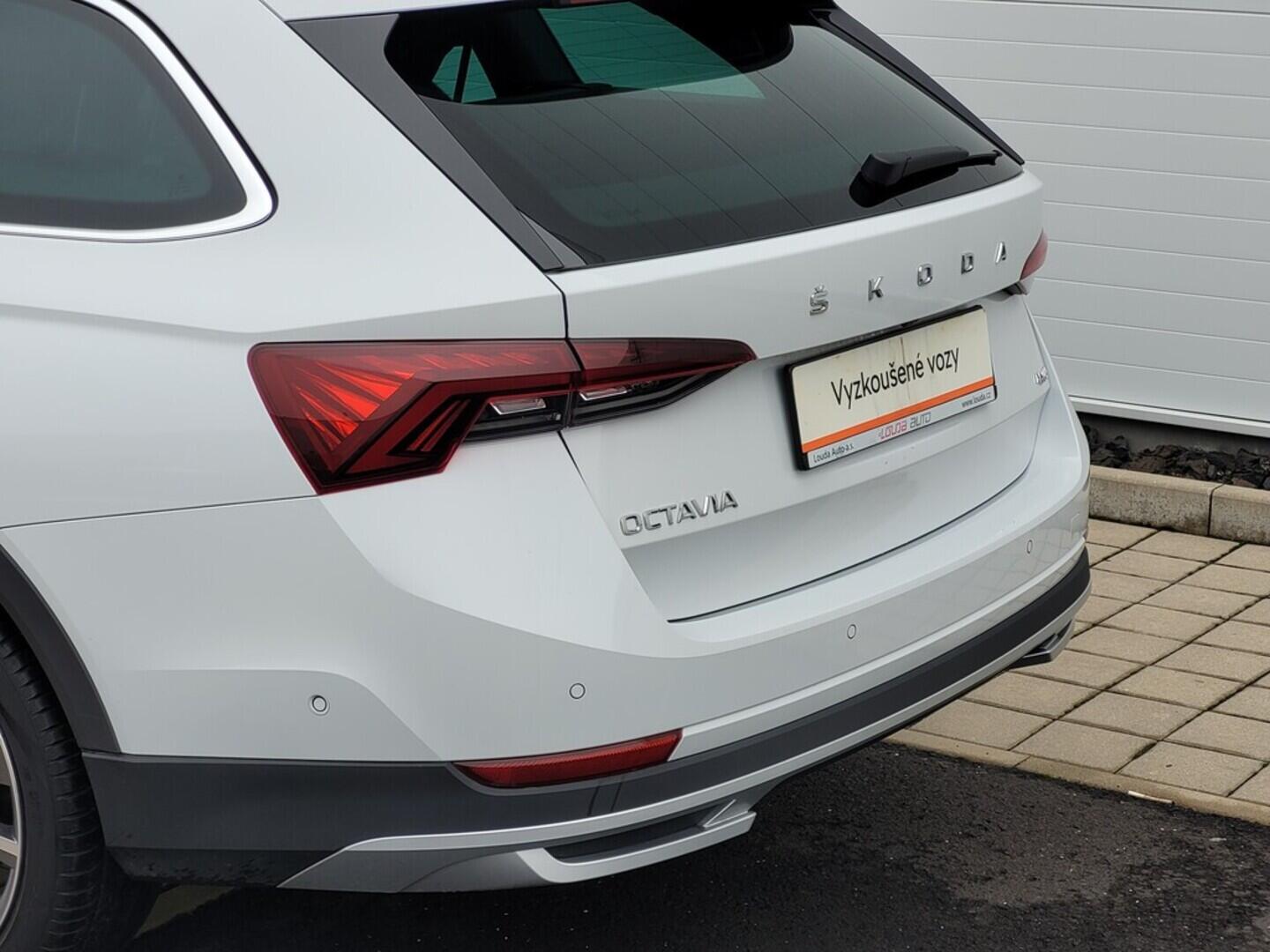 O619K01121_29.webp_OCTAVIA Scout 2.0 TDI 110 kW automat, DPH