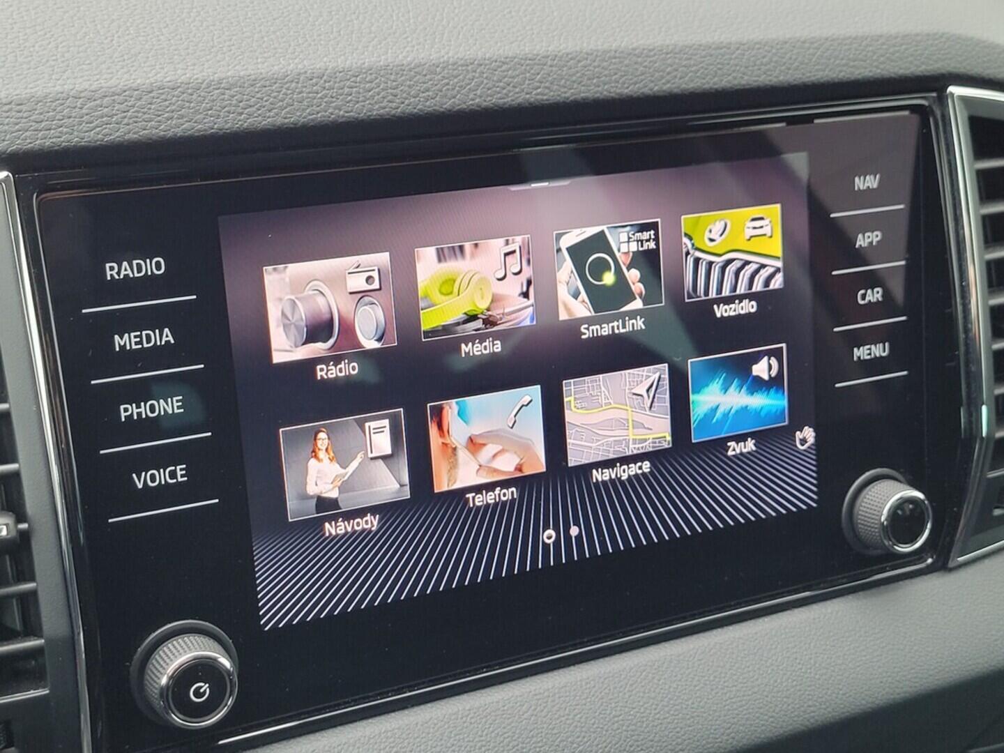 O619K01122_25.webp_KAROQ Ambition 1.5 TSI 110 kW automat, DPH