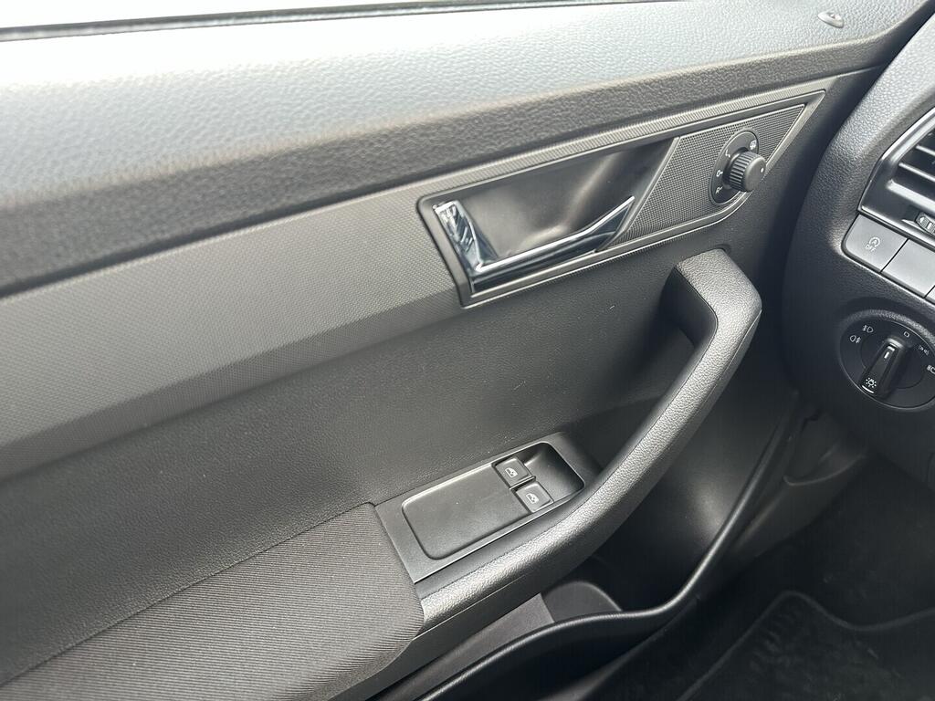 O619K01124_23.webp_FABIA Ambition 1.0 TSI 70 kW manuál, DPH