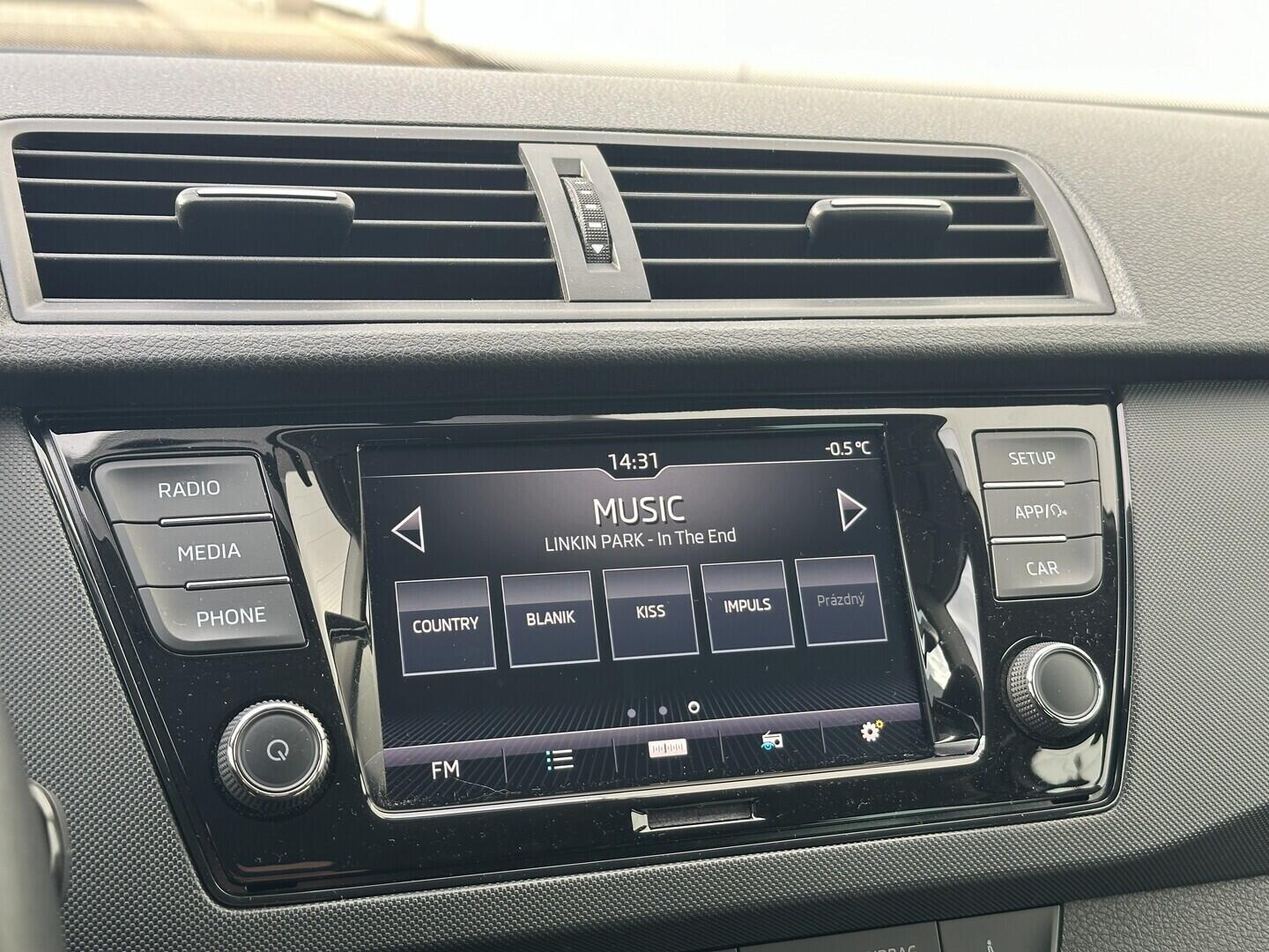 O619K01124_33.webp_FABIA Ambition 1.0 TSI 70 kW manuál, DPH