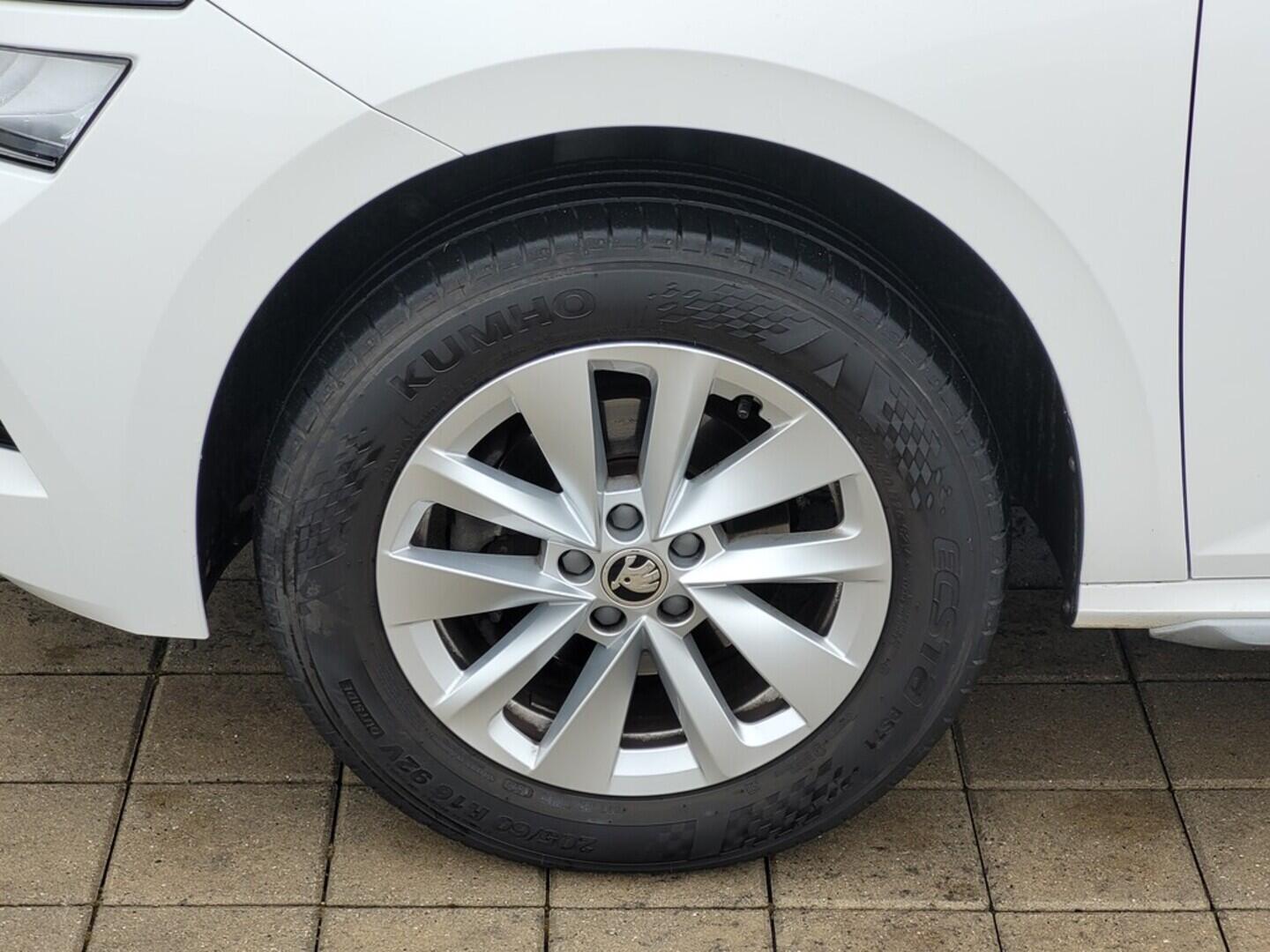 O619K01125_28.webp_KAMIQ Style 1.0 TSI 81 kW manuál, DPH