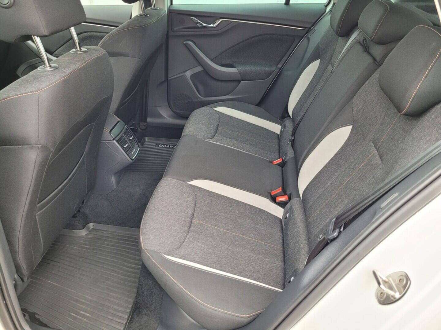 O619K01125_33.webp_KAMIQ Style 1.0 TSI 81 kW manuál, DPH