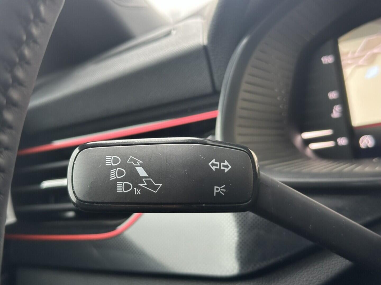 O619K01126_21.webp_KAMIQ Monte Carlo 1.5 TSI 110 kW automat, DPH