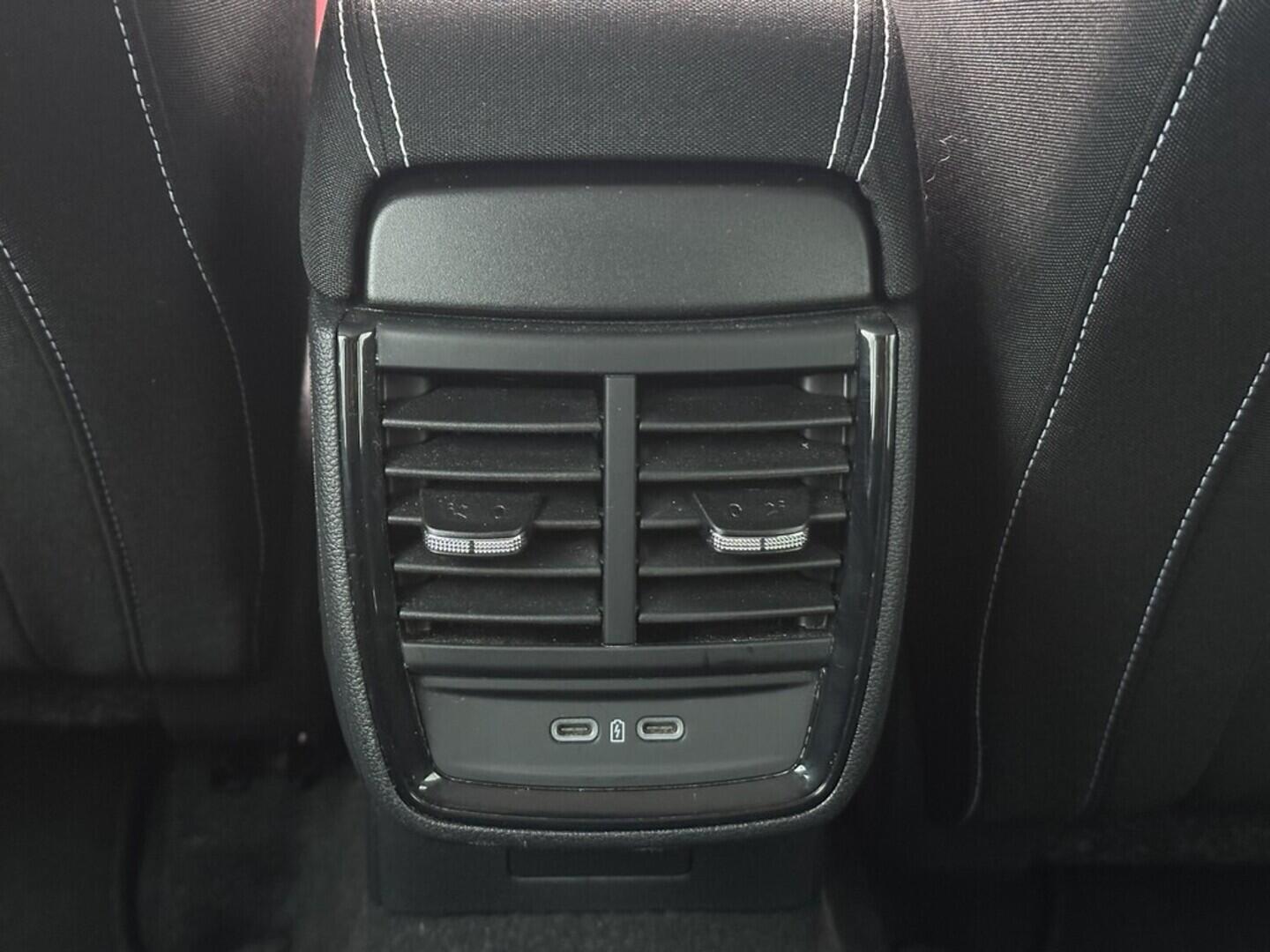 O619K01126_30.webp_KAMIQ Monte Carlo 1.5 TSI 110 kW automat, DPH