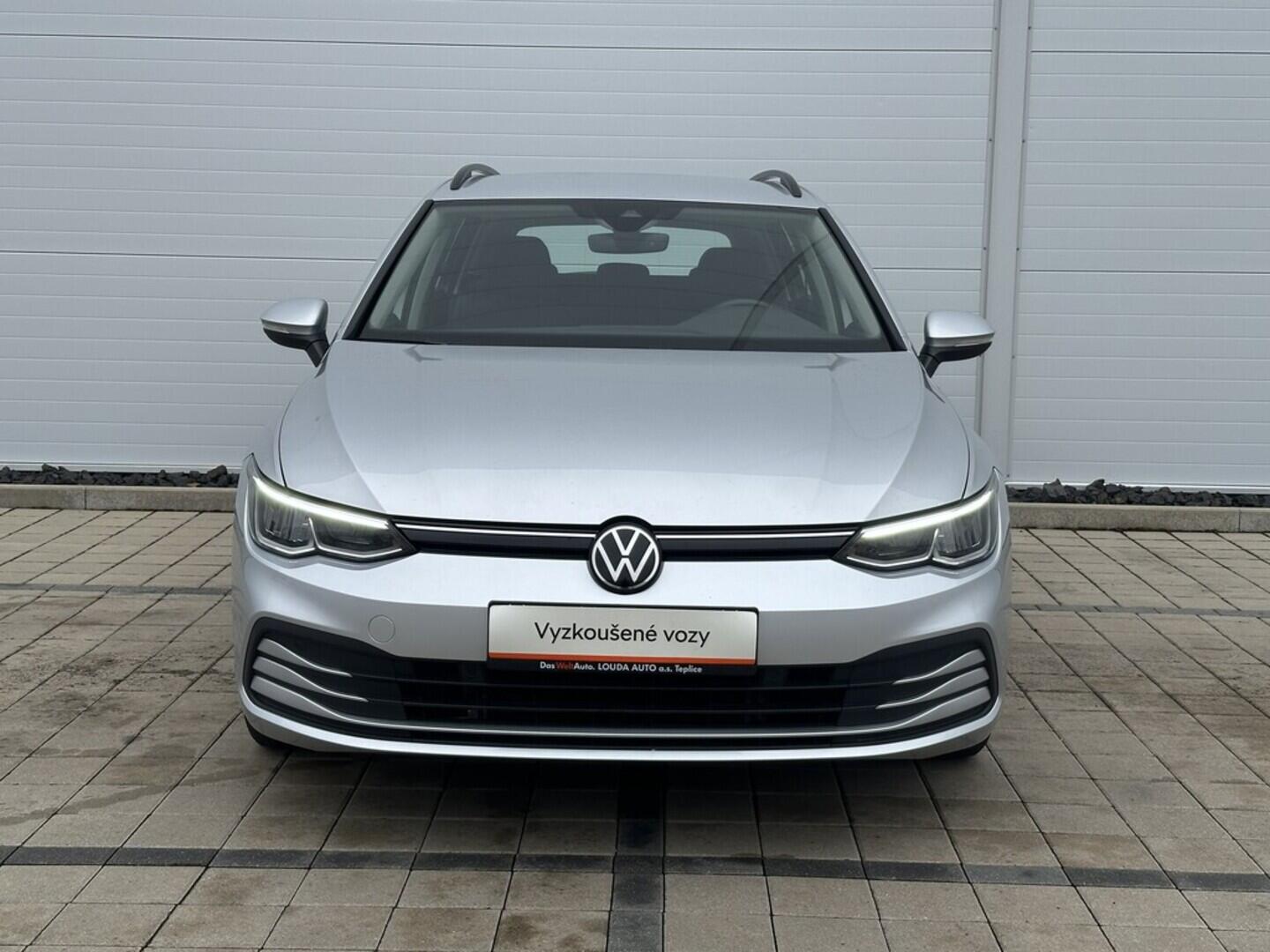 O619K01128_11.webp_GOLF VARIANT Life 1.0 TSI 81 kW manuál, DPH