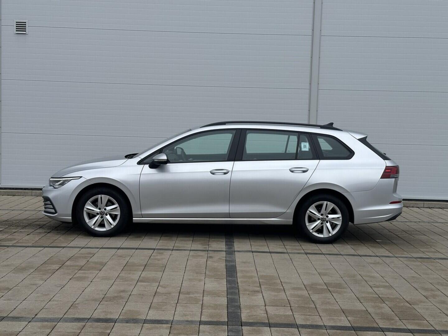 O619K01128_17.webp_GOLF VARIANT Life 1.0 TSI 81 kW manuál, DPH